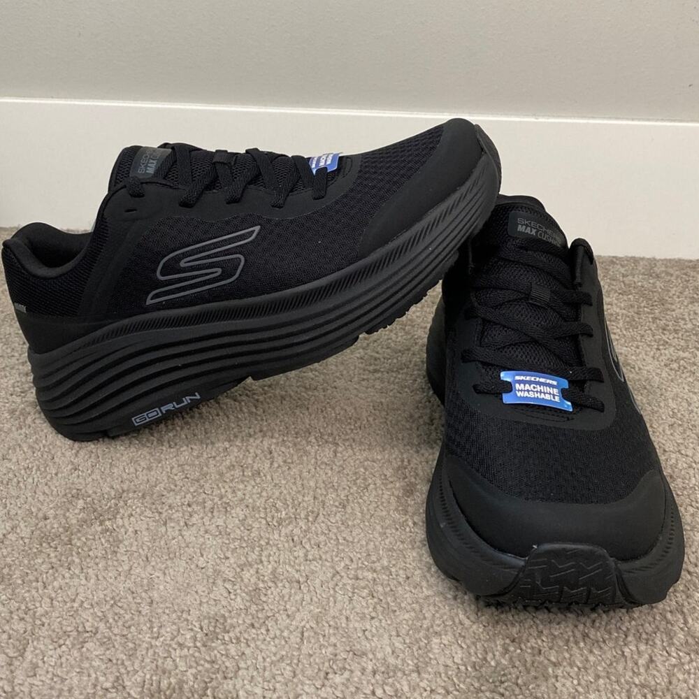 New Skechers Max Cushioning Endeavour Black Men’s Running Shoes 10.5